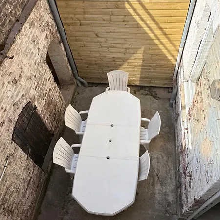 Les Namour's Prázdninový dům *